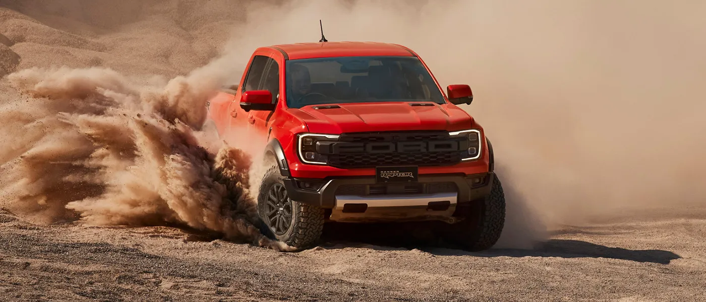 ranger raptor on desert on model-raptor