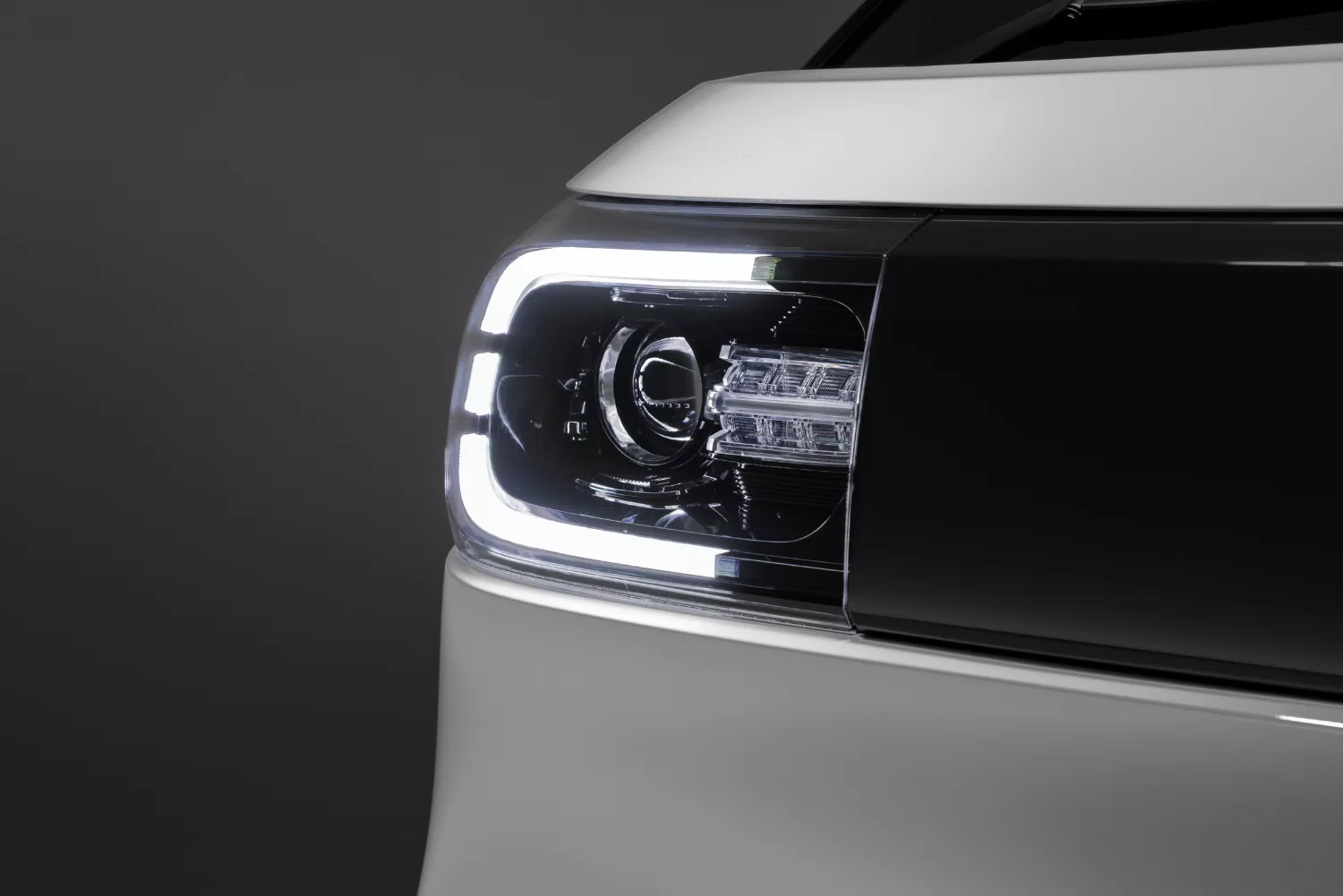 LDV eDeliver 5 front headlight detail representing the 5-year factory warranty and 8-year battery warranty