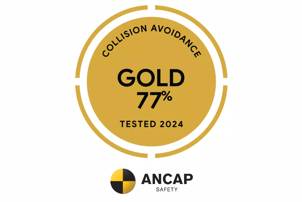 gold-star-collision-warning-white-2.png