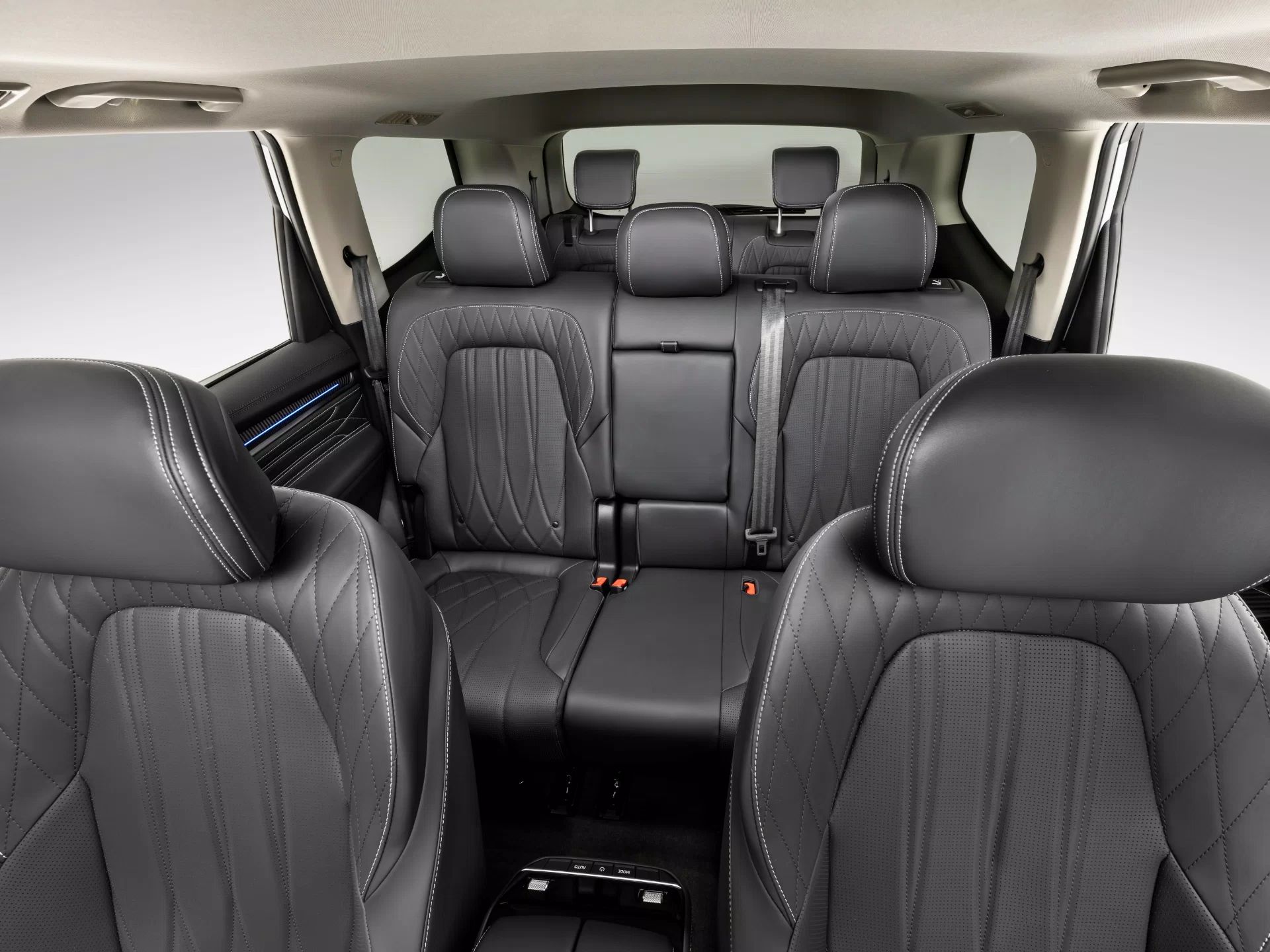Interior space and cabin being shown in the Grey New 2025 LDV D90 in Australia