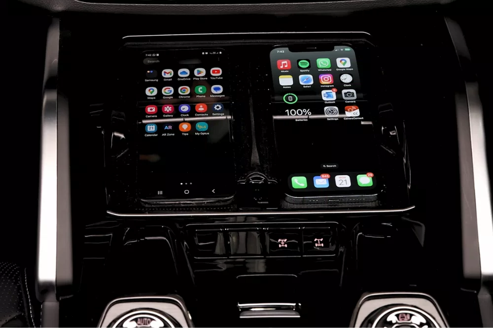 Dual charging pads for your mobile phones on the New 2025 LDV D90