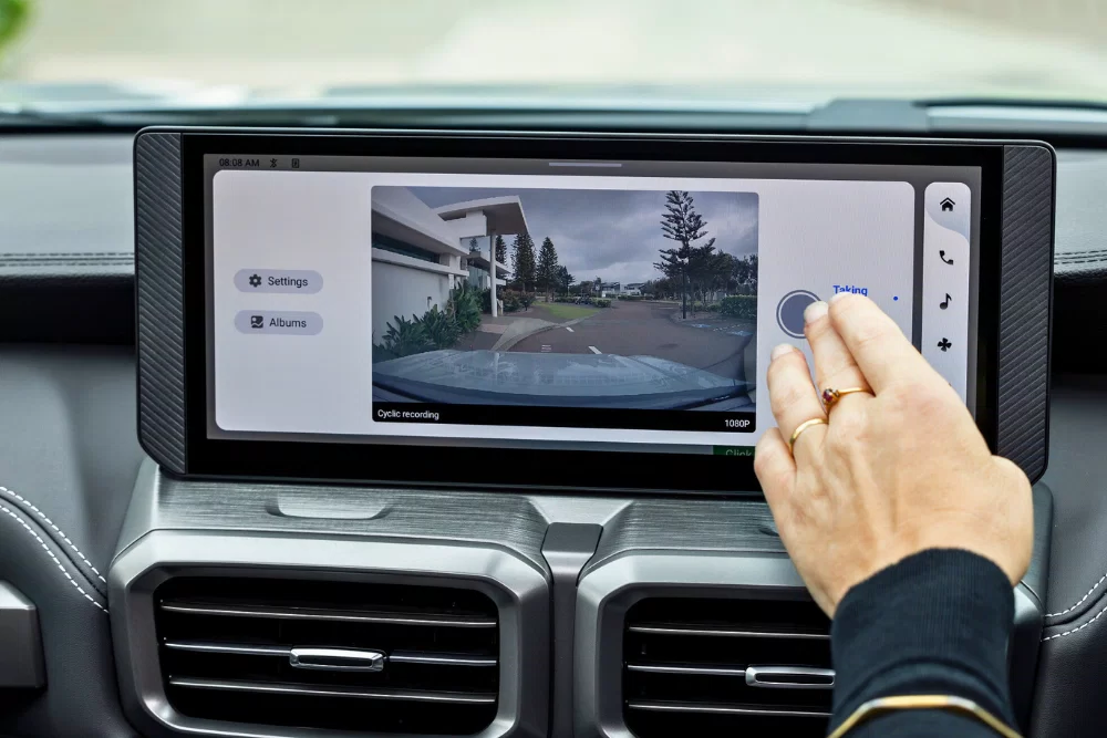 Integrated dash cam feature on the New 2025 LDV D90