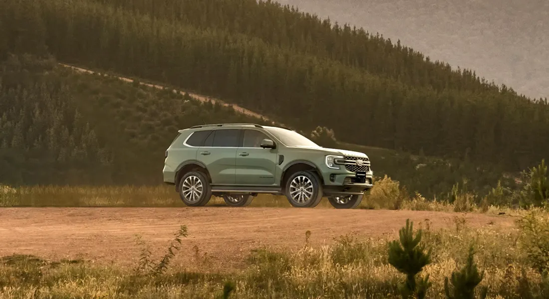 Ford Everest Towing a Truck in Hilly Area