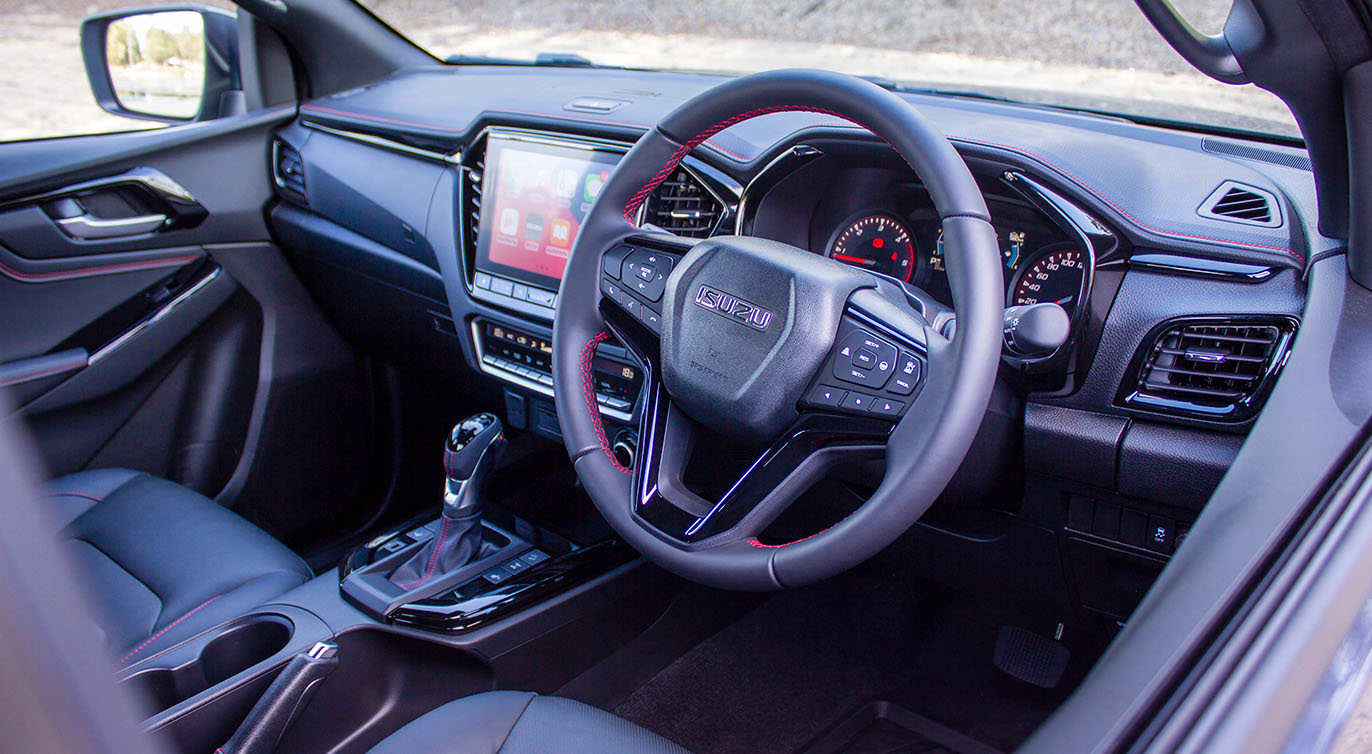 D-MAX X-TERRAIN cabin