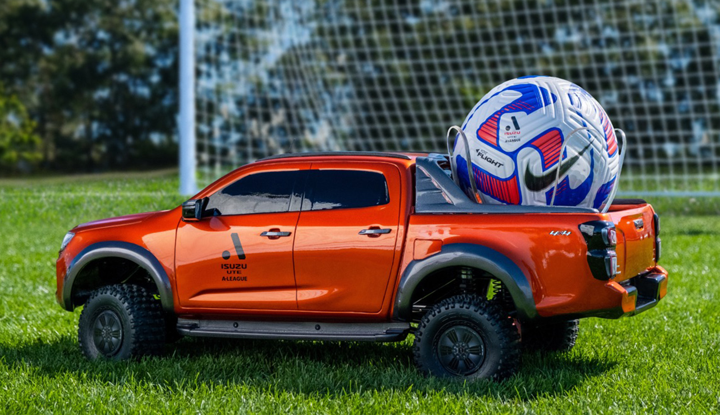 Mini D-MAX