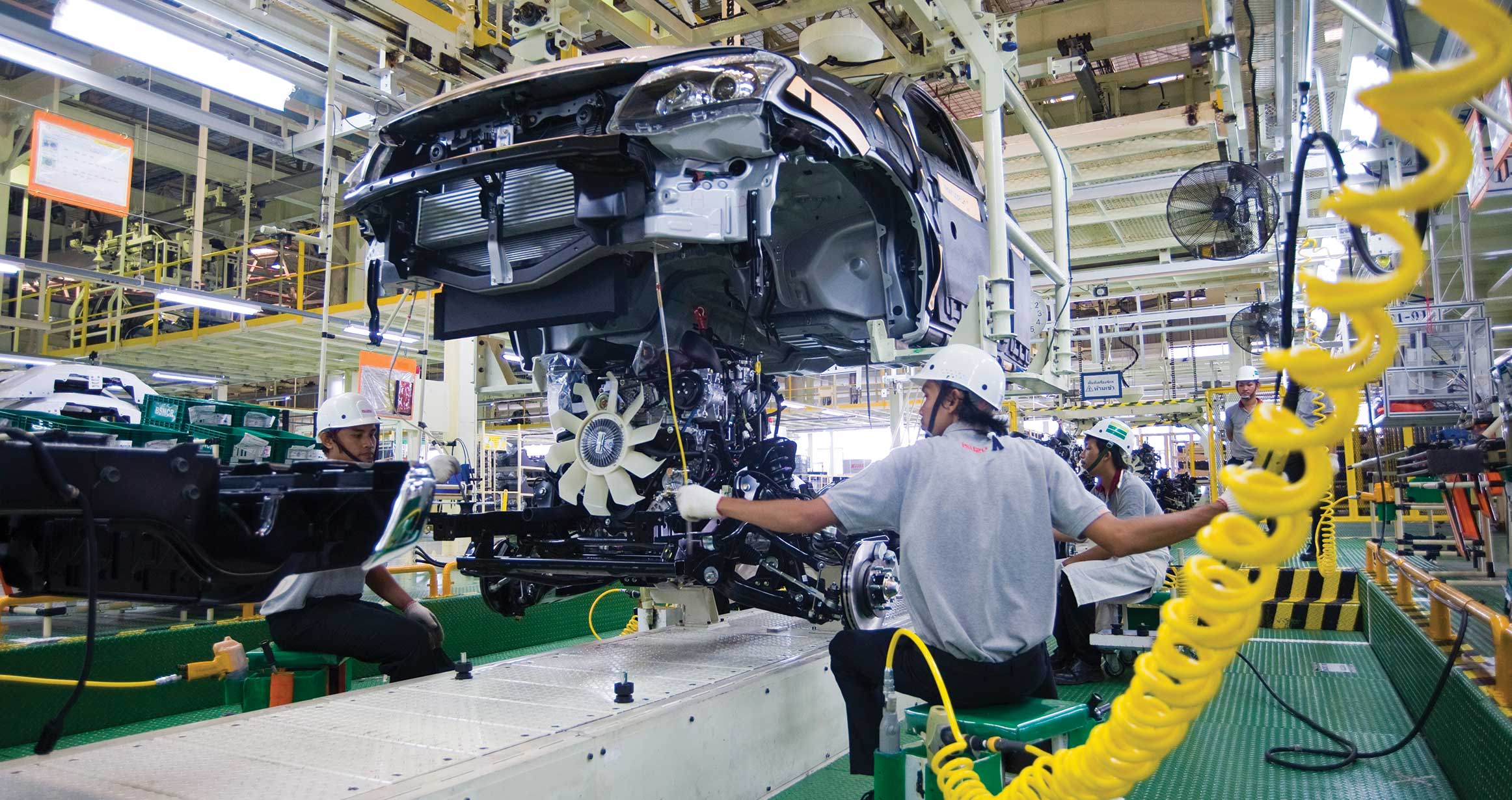 Isuzu Ute is built in factory 