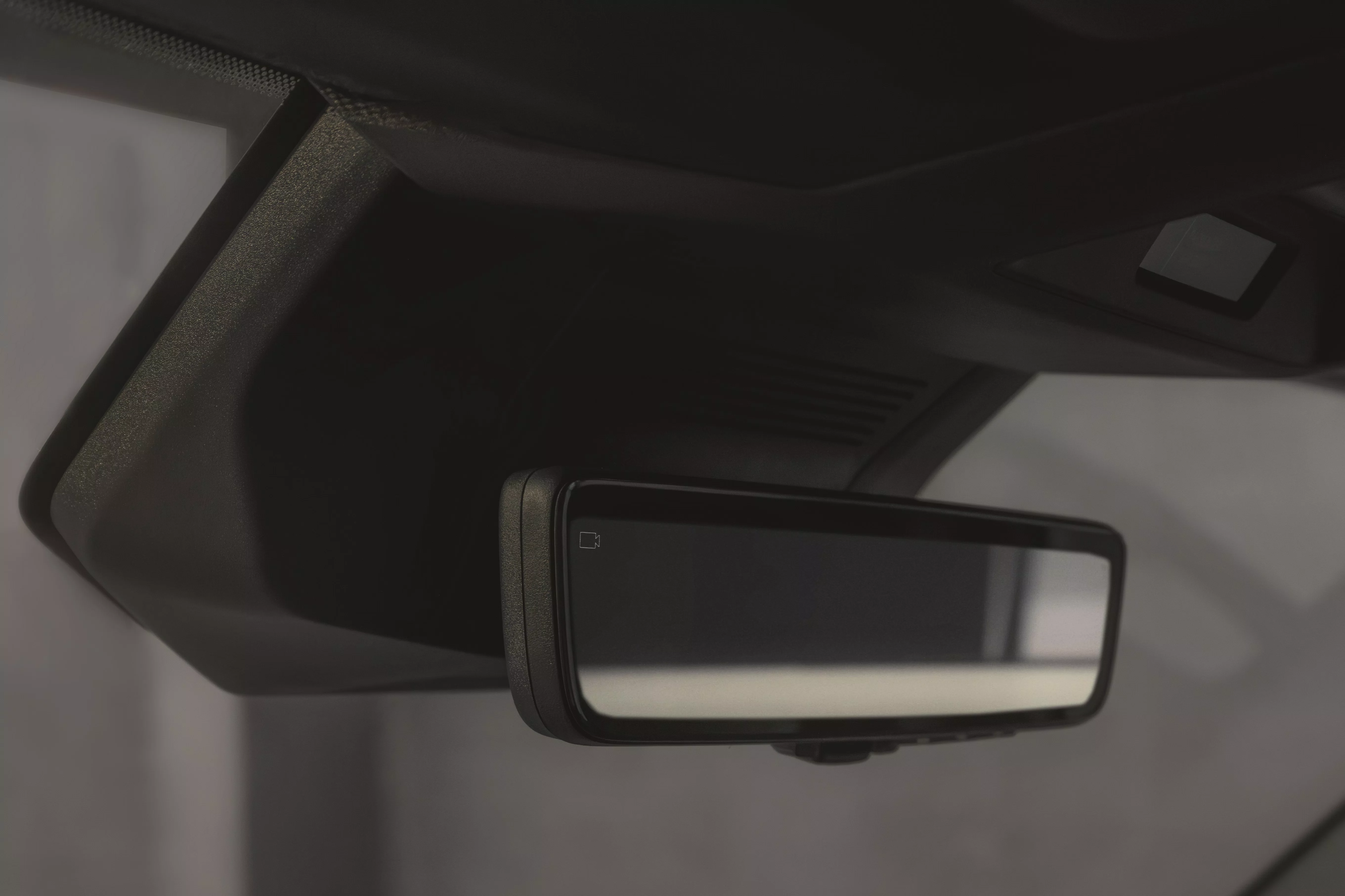digital smart rear view mirror