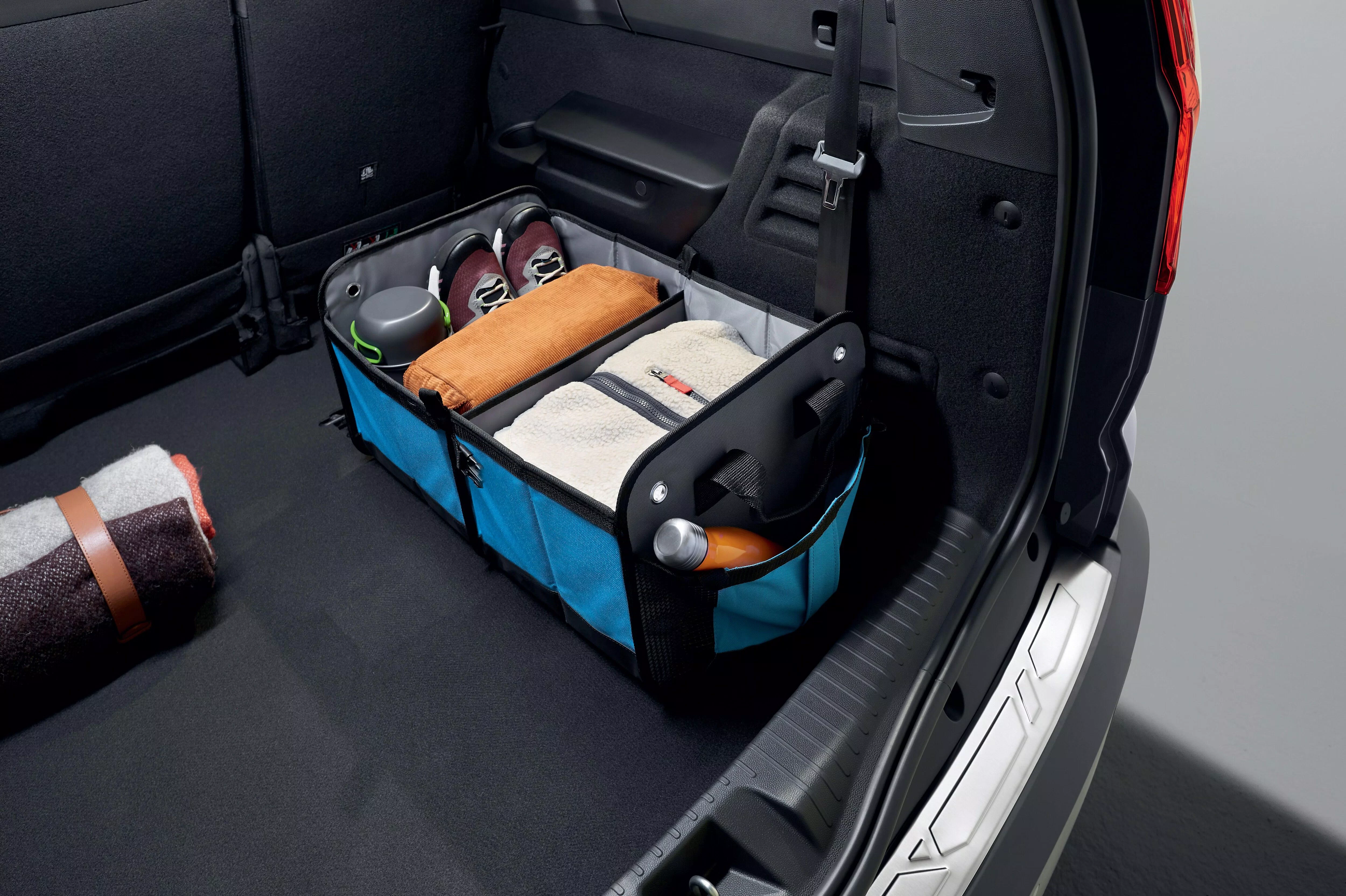 compartmentalised boot storage box