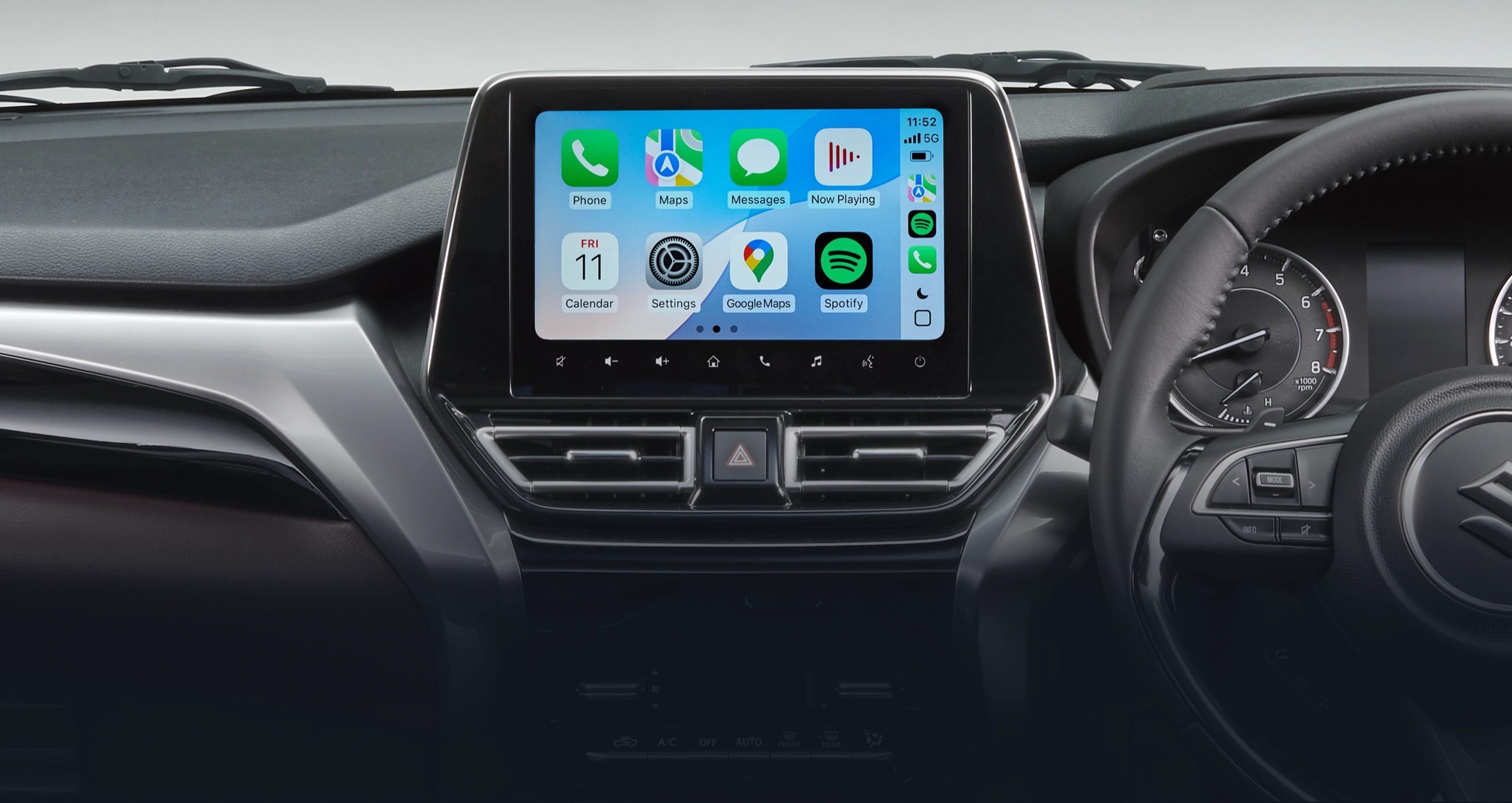 WIRELESS APPLE CARPLAY® + ANDROID AUTO™