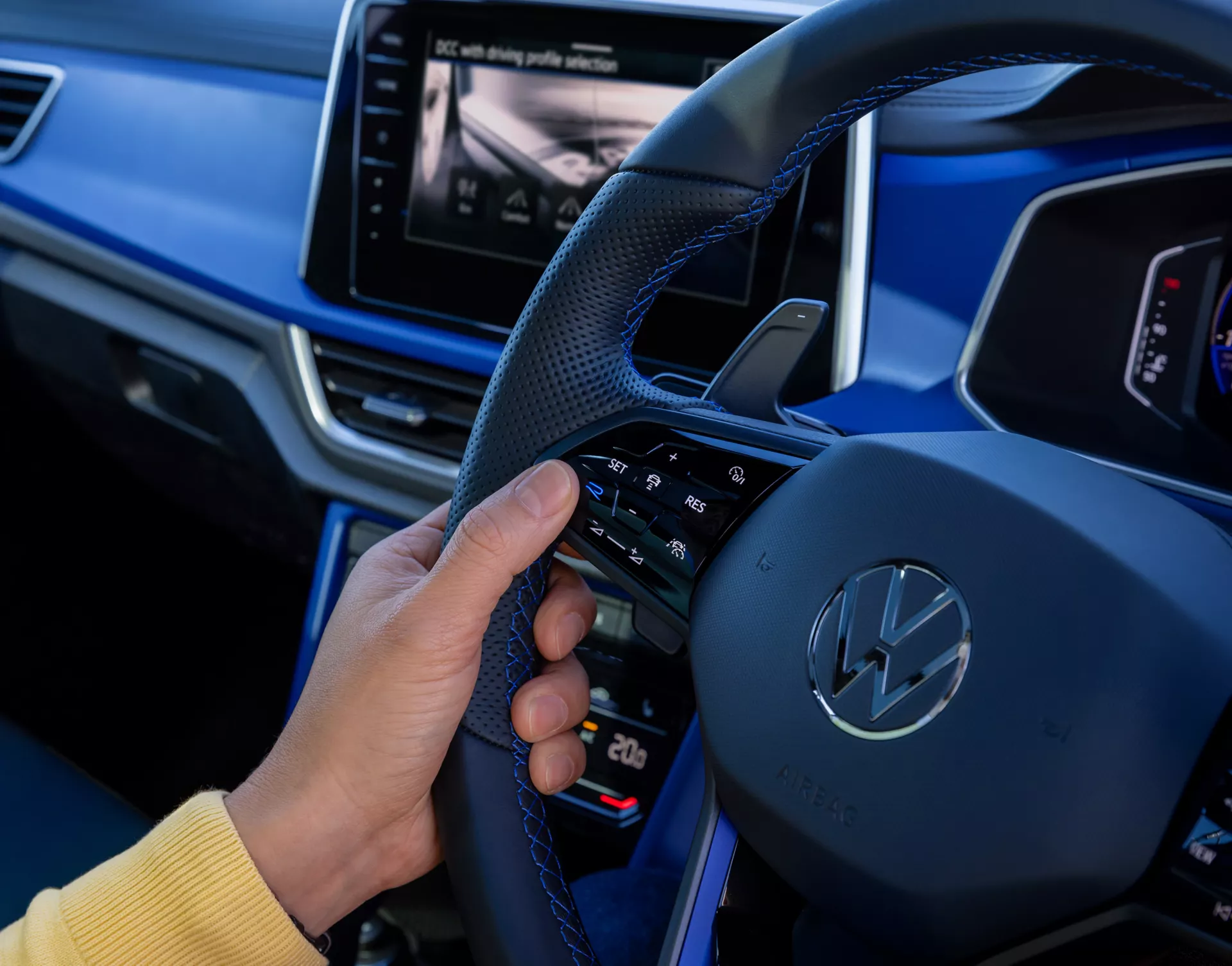 Unique R interior styling