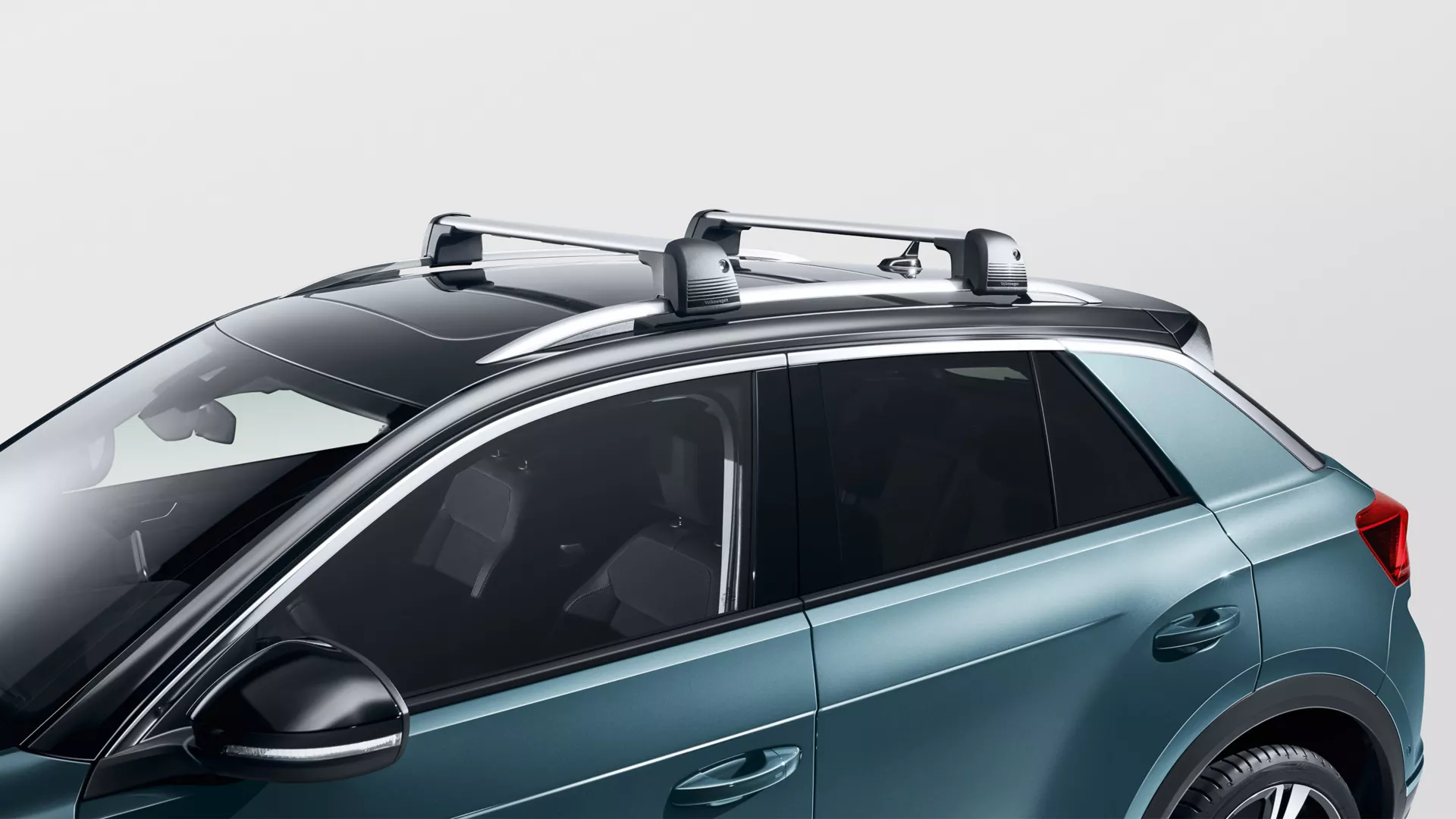 Roof box by Volkswagen Accessories on roof of a VW T-Roc