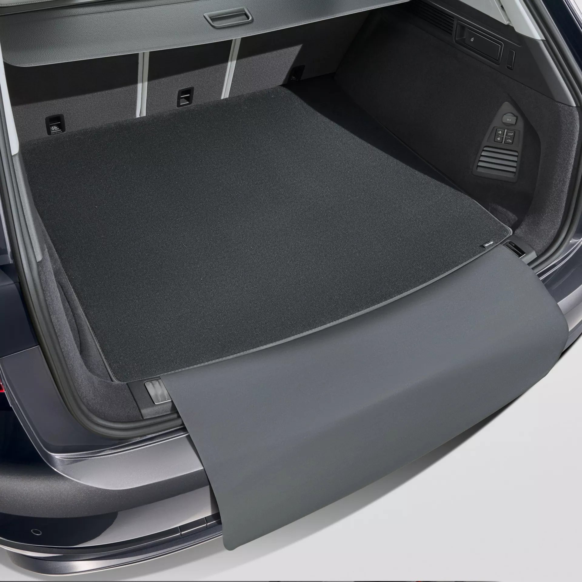 VW Accessories reversible luggage compartment mat in luggage compartment of VW Touareg